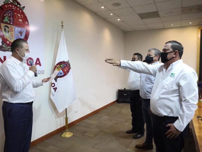 Toma protesta al directivo de propietarios rurales