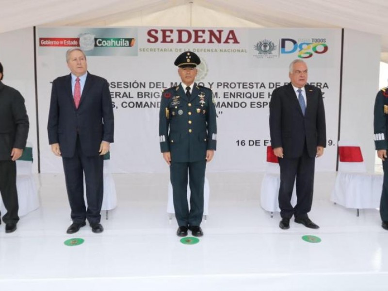 Toma protesta el general brigadier Enrique Hernandez