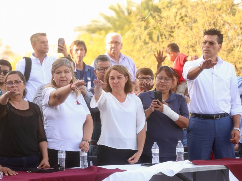 Toma protesta gobernador Alfonso Durazo a Red Vecinal Ciudadana