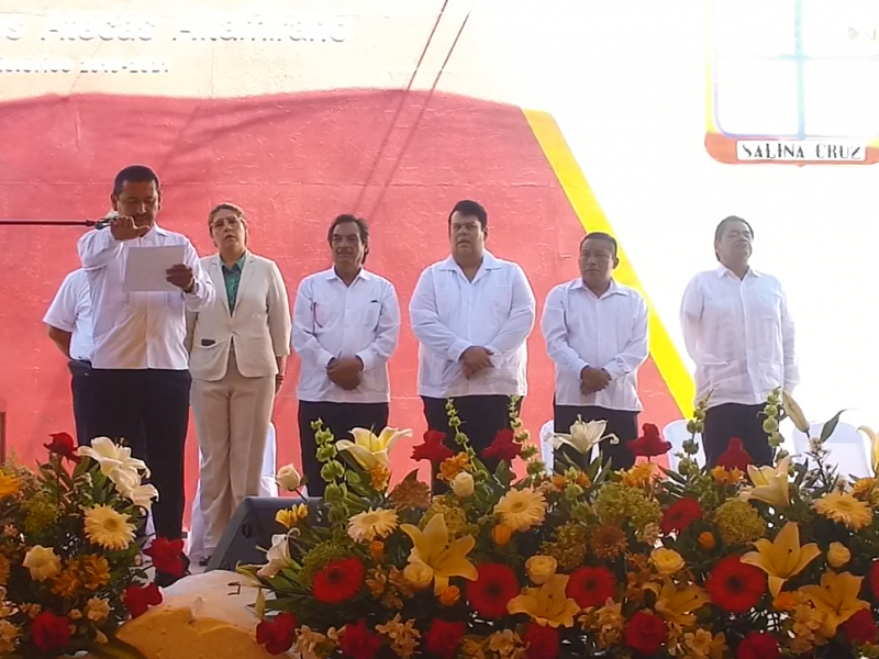 Toma protesta el Presidente Municipal de Salina Cruz