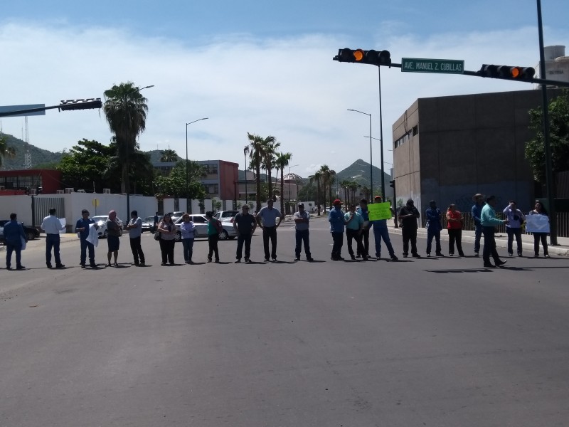 Toman calles sindicalizados del Ayuntamiento