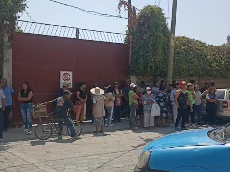 Toman calles y pozos por sobreexplotación de agua y sequía