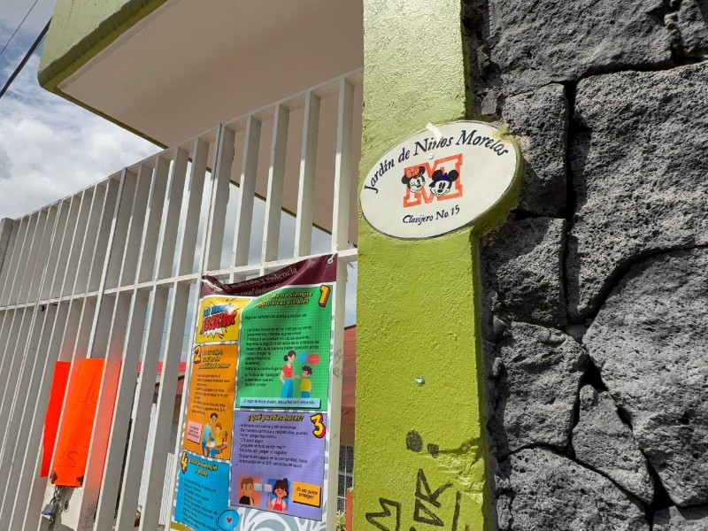 Toman centro preescolar, denuncian riesgo para los niños