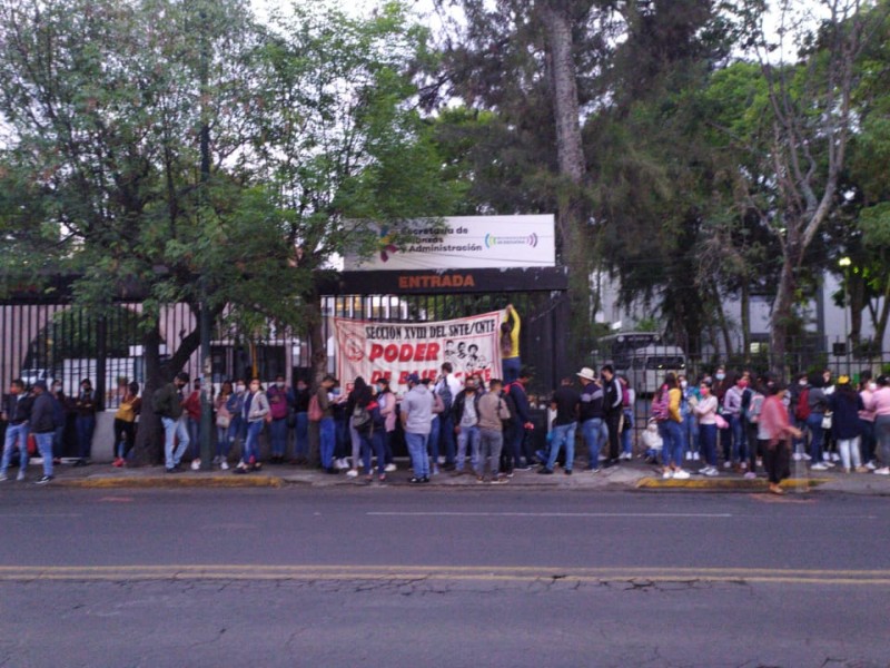 Toman normalistas la Secretaría de Finanzas