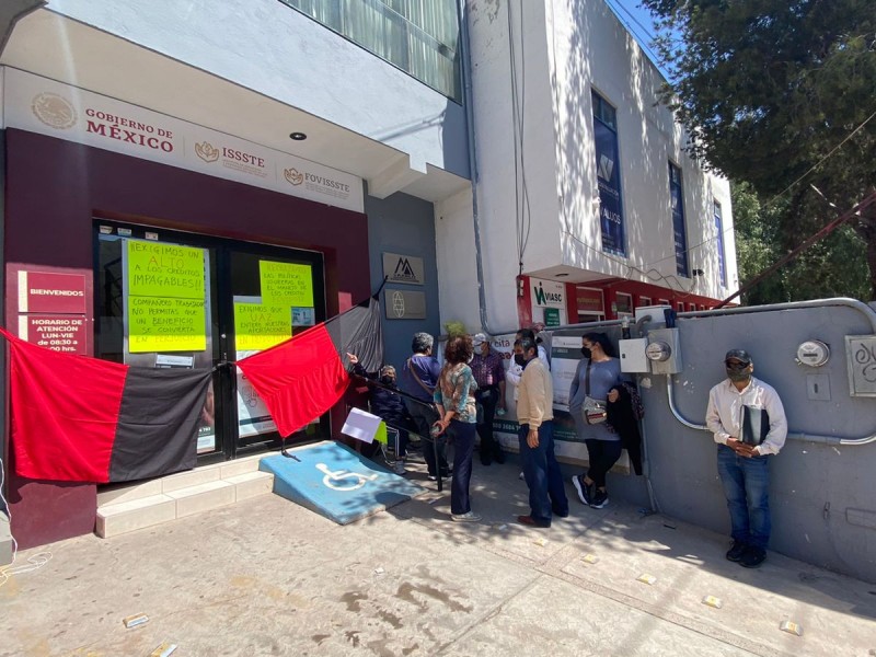 Toman oficinas de FOVISSSTE en Zacatecas