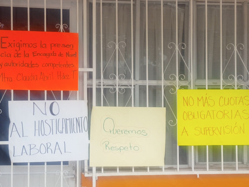 Toman oficinas de la supervisión escolar 062