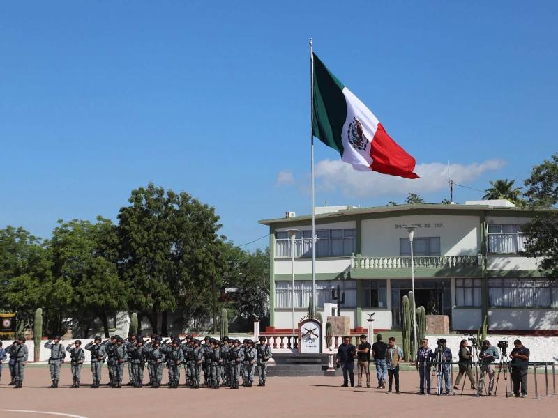 Toman protesta al nuevo comandante de la 4/a zona militar