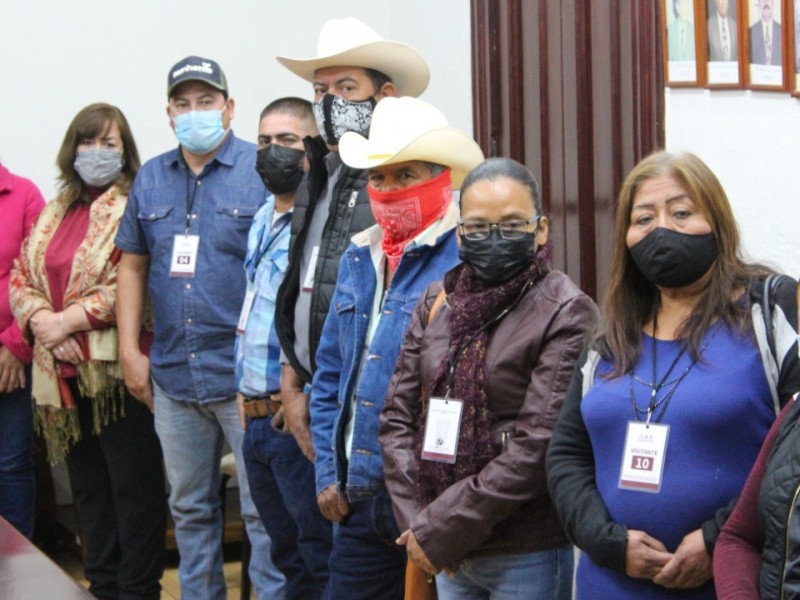 Toman protesta nuevos delegados y comisarios en Guaymas