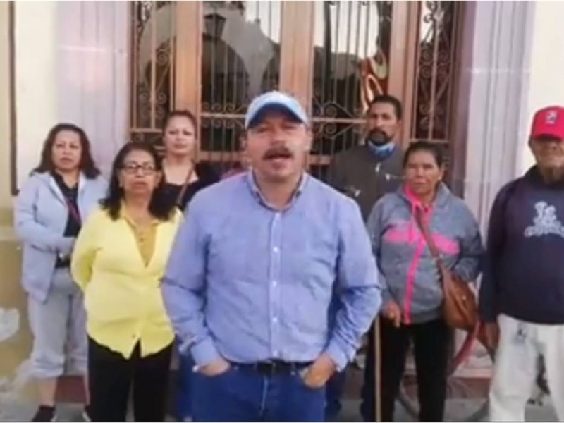 Toman trabajadores presidencias de Ojocaliente y Villanueva