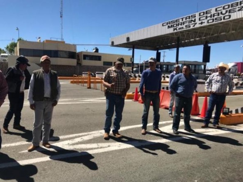 Tomaron frijoleros casetas en Calera