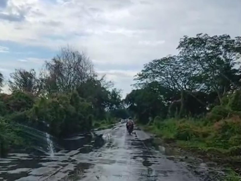 ¡Tome precauciones! escurrimiento en el vado Tuxpan-Coamiles y afectaciones por lluvias