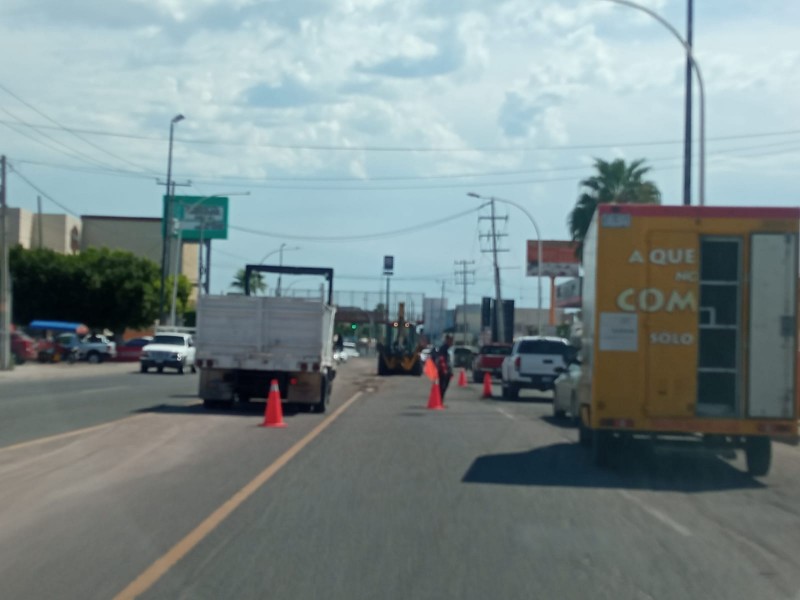 Tome precauciones por trabajos de bacheo en Calzada