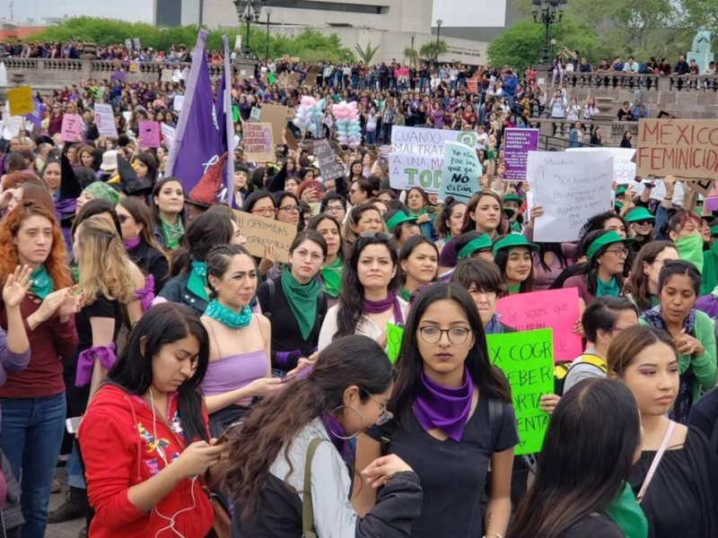 Tome sus precauciones cerrarán calles por marcha de las mujeres.