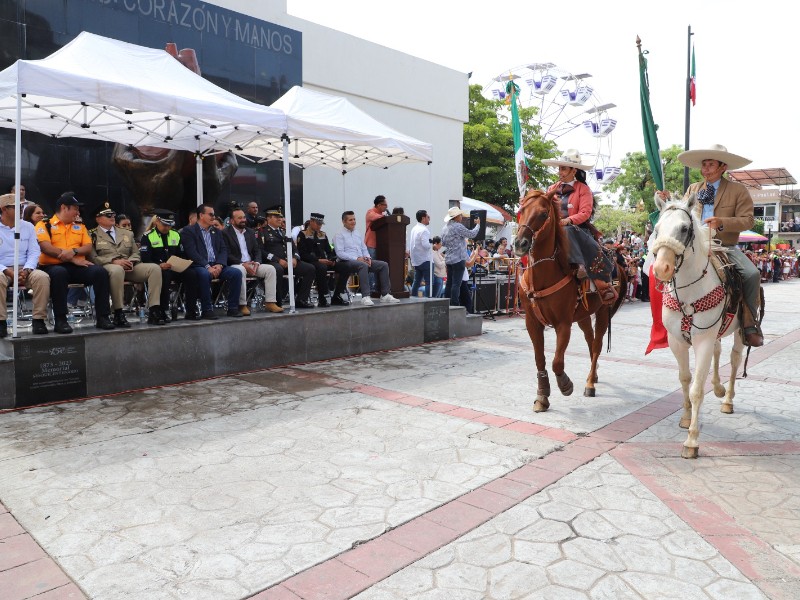 Tonalá realizó su desfile cívico militar