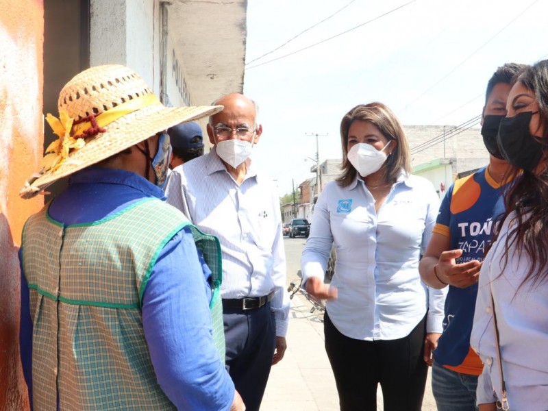 Toño Zapata recorre Huimilpan