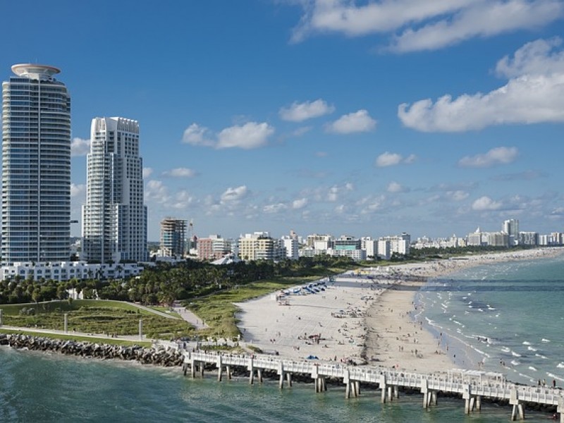 Toque de queda en Miami Beach por muertos en 