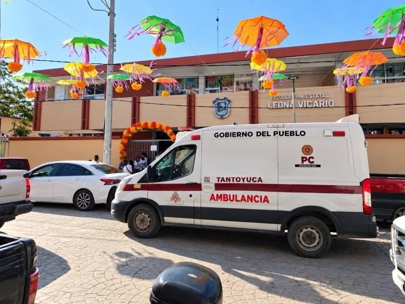 Torito con pirotecnia deja estudiantes lesionados en escuela de Tantoyuca