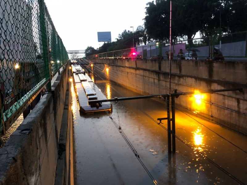 Tormenta desquicia ZM de Guadalajara