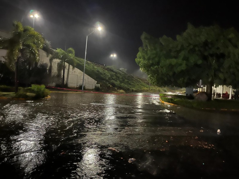Tormenta eléctrica sorprende a Guasave con afectaciones menores