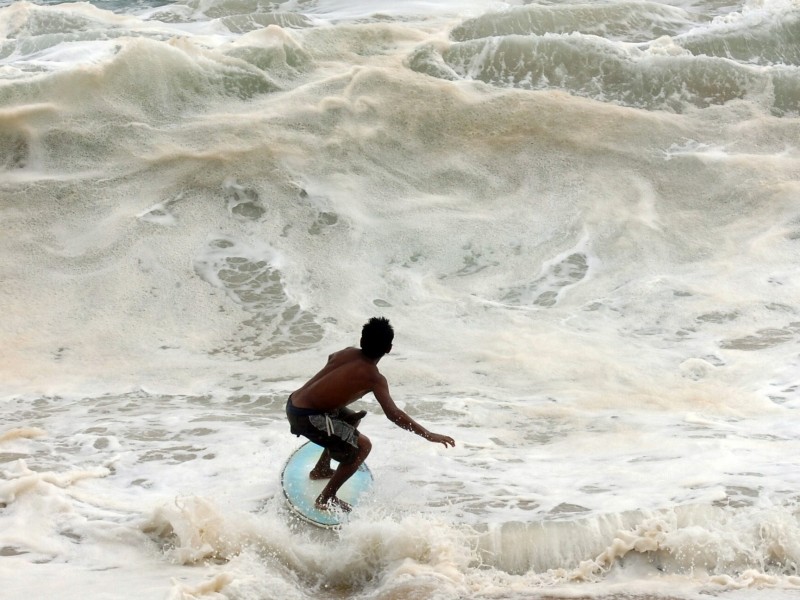 Tormenta tropical Linda se ubica frente a costas de Colima