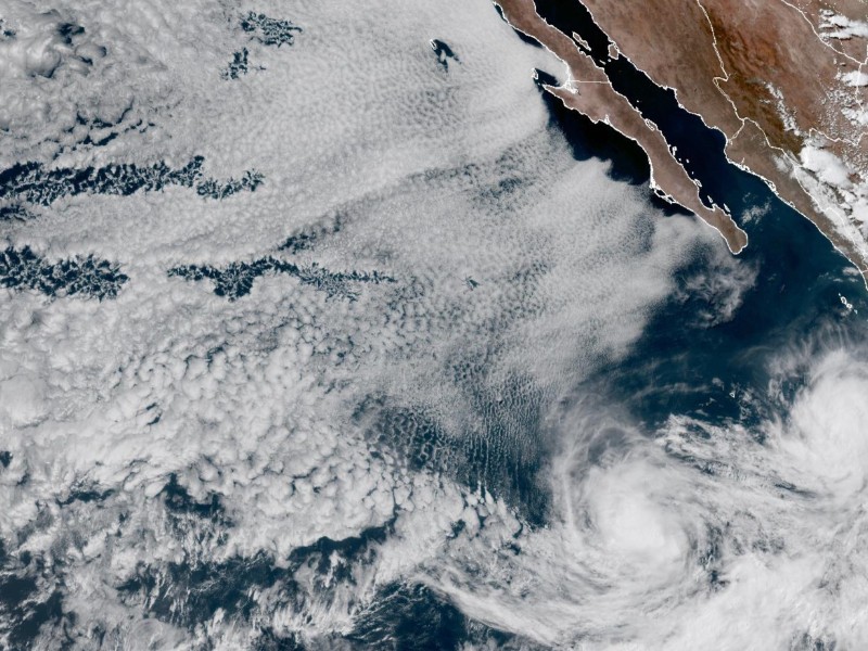 Tormentas Bárbara y Cosme activan alerta meteorológica para Sinaloa