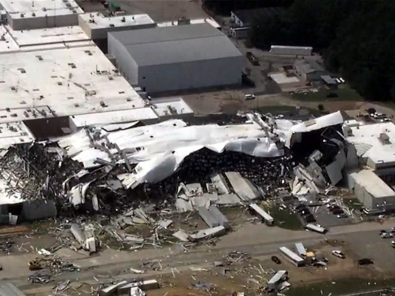 Tornado destruye planta de Pfizer en Carolina del Norte, EE.UU.