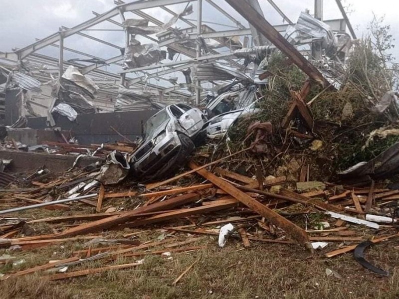 Tornado en República Checa deja tres muertos y decenas heridos