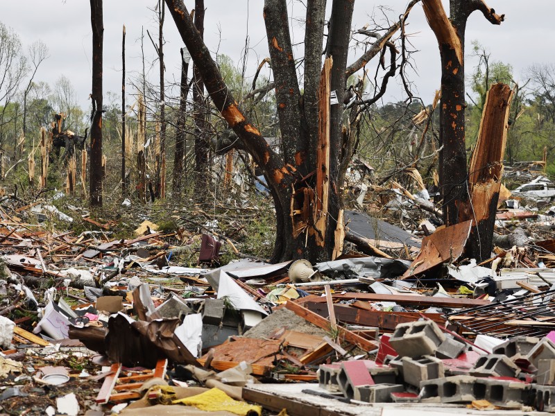 Tornados dejan cuatro muertos al este de EEUU