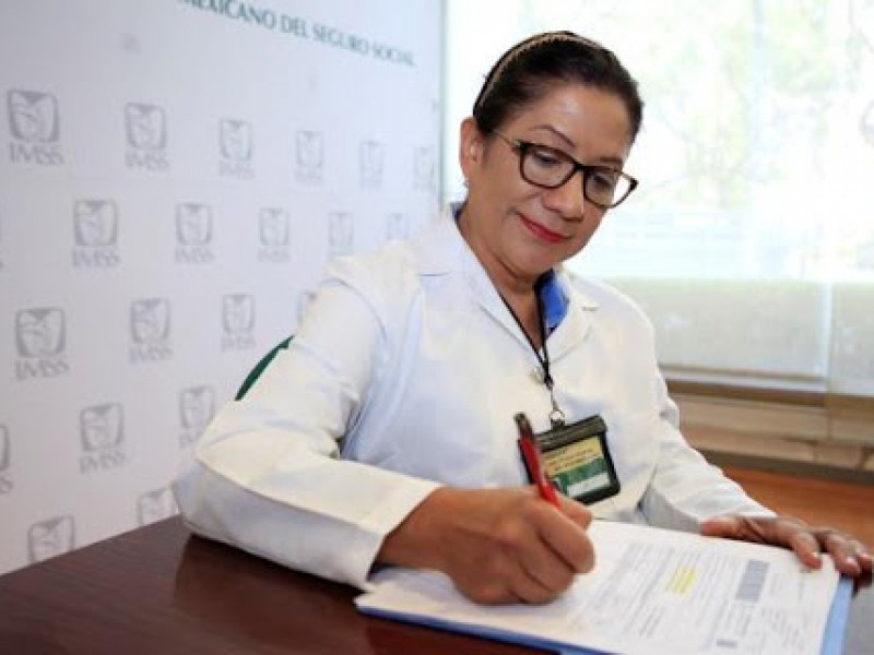 Trabaja IMSS mediante la estrategia receta resurtible