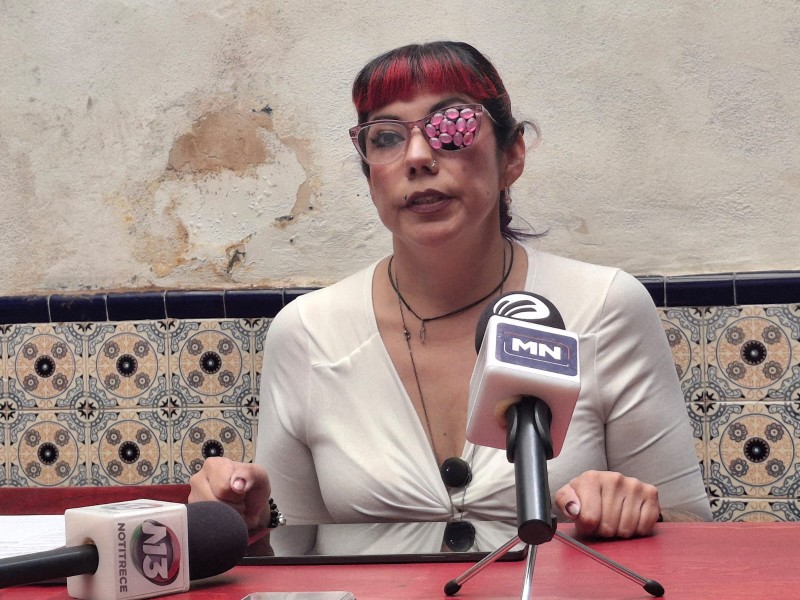 Trabajadora del IMSS pierde un ojo por falta de insumos