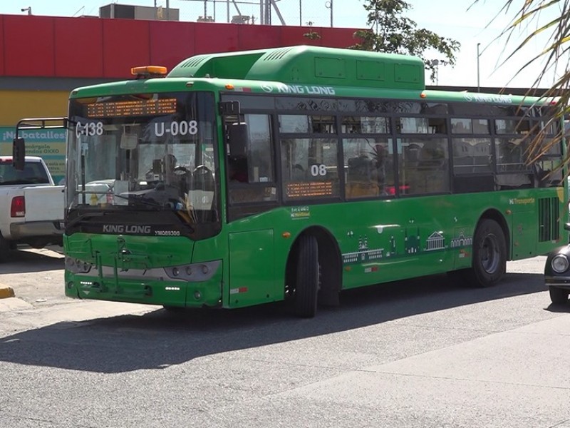 Trabajadoras denuncian transporte público deficiente en zona de Naciones Unidas