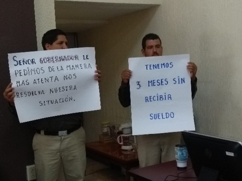 Trabajadores de CESAVENAY acumulan tres meses sin pago