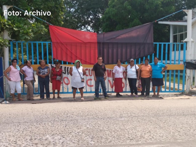 Trabajadores de ADESAC continúan huelga pese al Covid-19