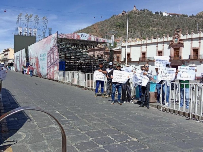 Trabajadores de la Fiscalía protestan por supuestos actos discriminatorios