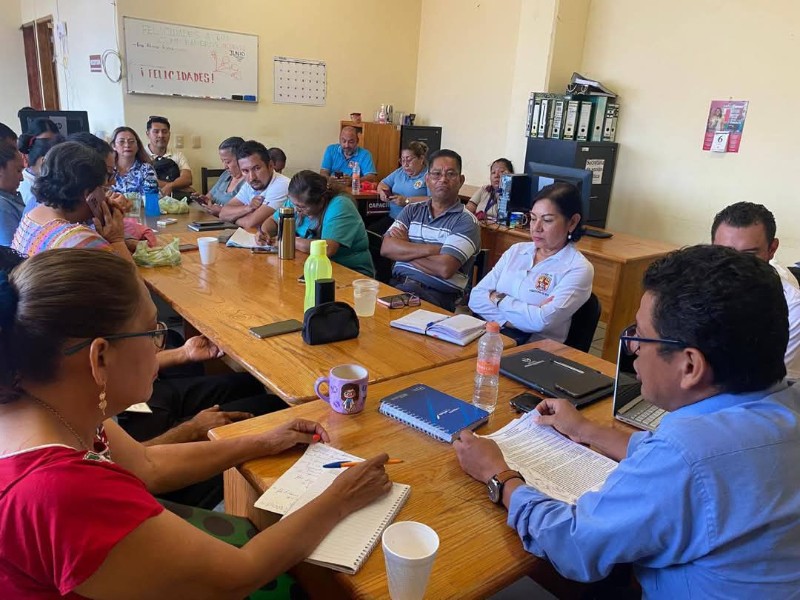 Trabajadores de la salud del Istmo permanecerán en asamblea permanente indefinida