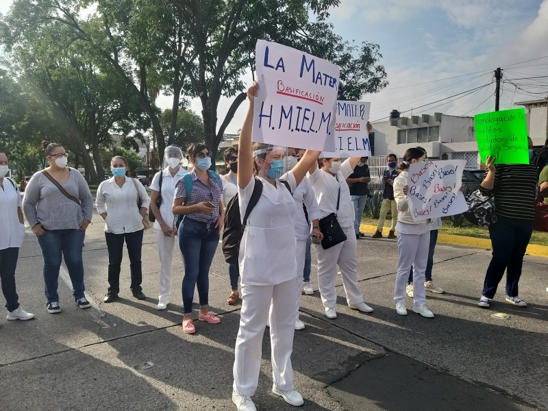 Trabajadores de la salud harán plantón en Casa Jalisco