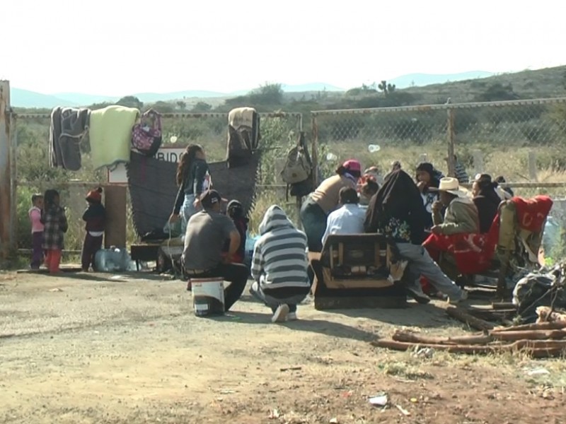 Trabajadores de limpia levantan paro