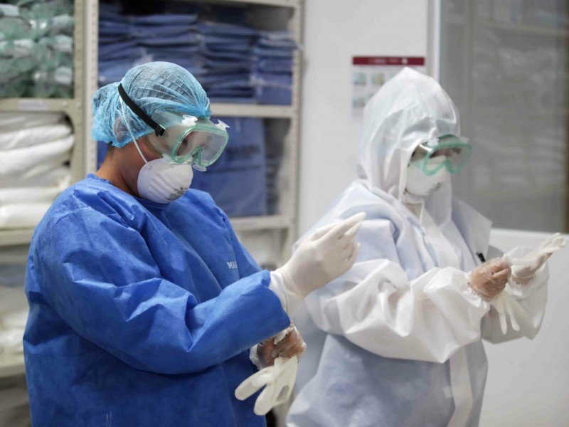 Trabajadores de salud comienzan a contagiarse de COVID-19