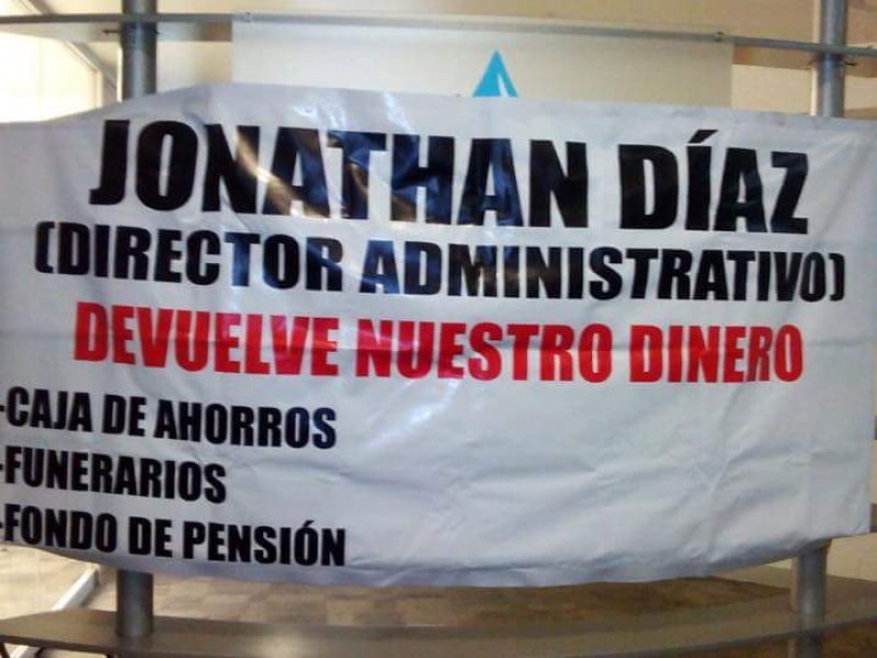 Trabajadores de SMAPA piden cumplan minuta de acuerdo