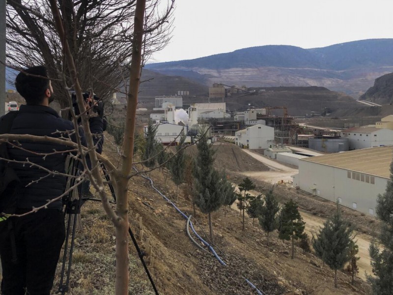 Trabajadores de una mina de oro en Turquía quedan sepultados