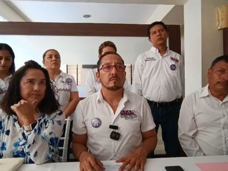 Trabajadores del Cecytech emplazan con huelga para mayo