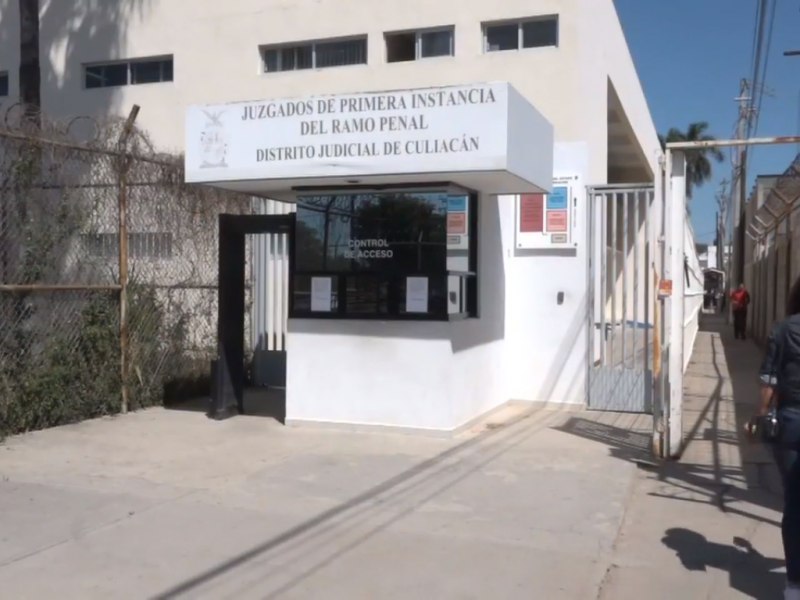 Trabajadores del Centro Penitenciario de Aguaruto se manifiestan