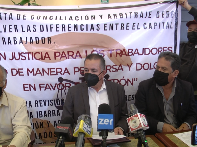 Trabajadores del Cobaez piden pago de prestaciones