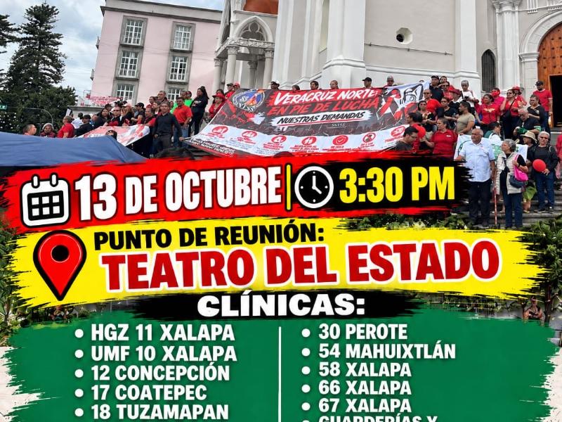 Trabajadores del IMSS marchan en Xalapa por salarios e insumos