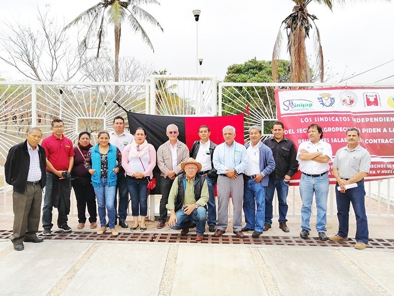 Trabajadores del INIFAP se van a huelga