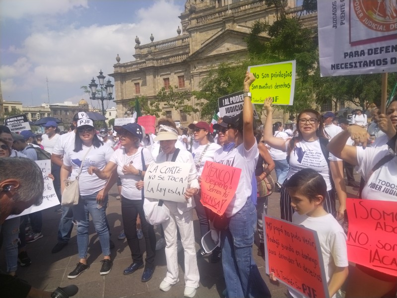 Trabajadores del PJF rechazan intromisión del Ejecutivo y el Legislativo