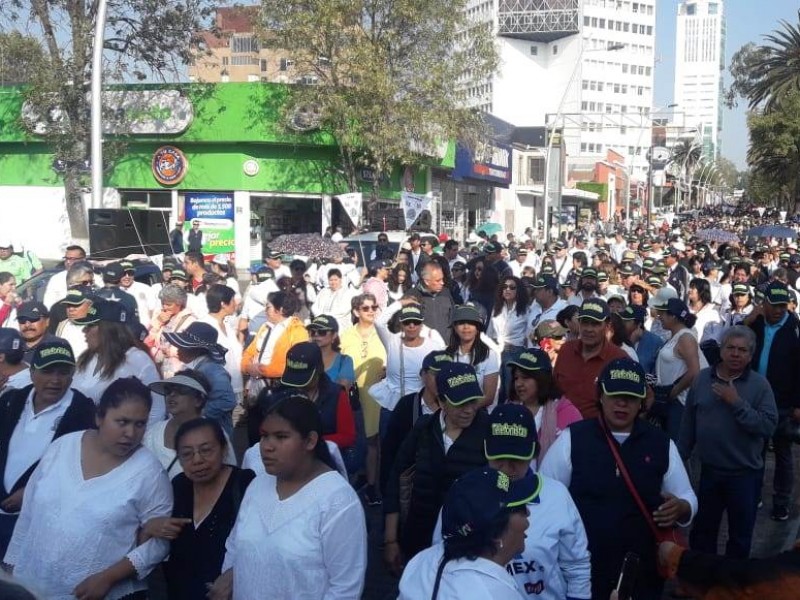 Trabajadores en Puebla exigen mejores condiciones laborales
