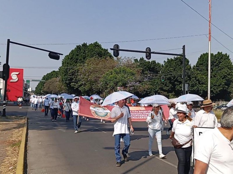 Trabajadores salen a marchar en su día