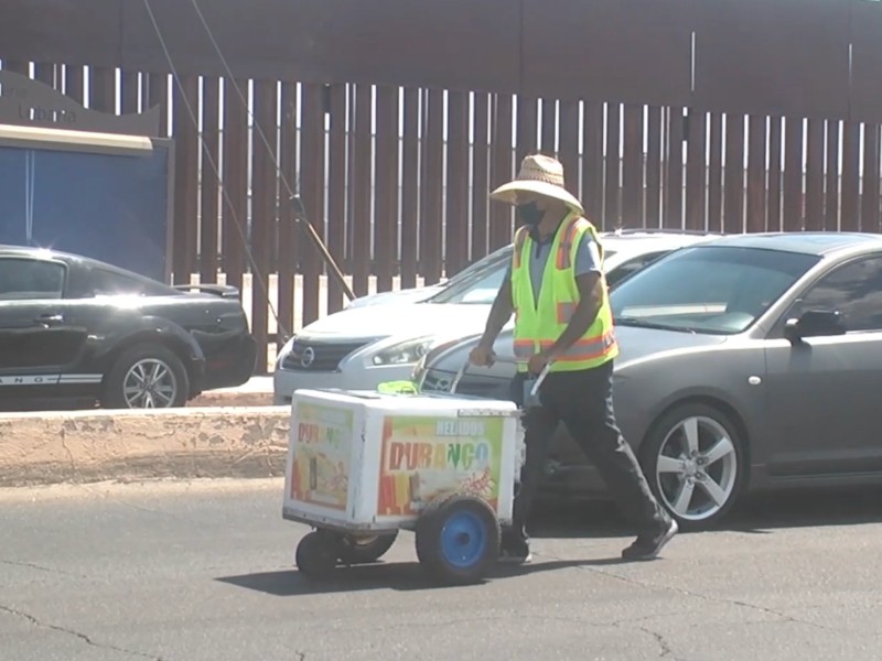 Trabajadores se adaptan a condiciones de calor extremo