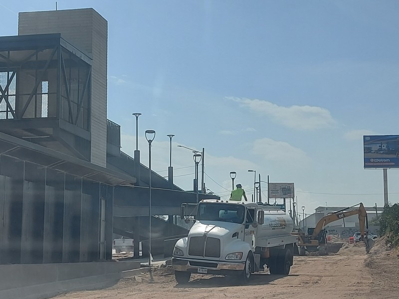 Trabajan a marchas forzadas en obras de Mi Macro Periférico